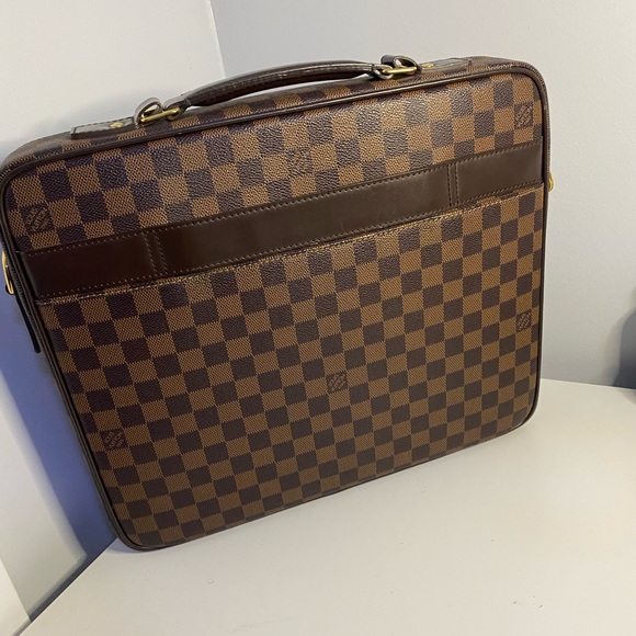Louise Vuitton laptop bag - Picture 3 of 5